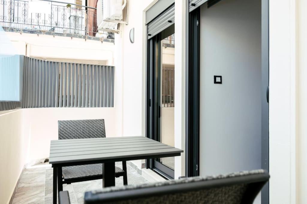 Comfy Corner Luxury Apartment Chania  Екстер'єр фото