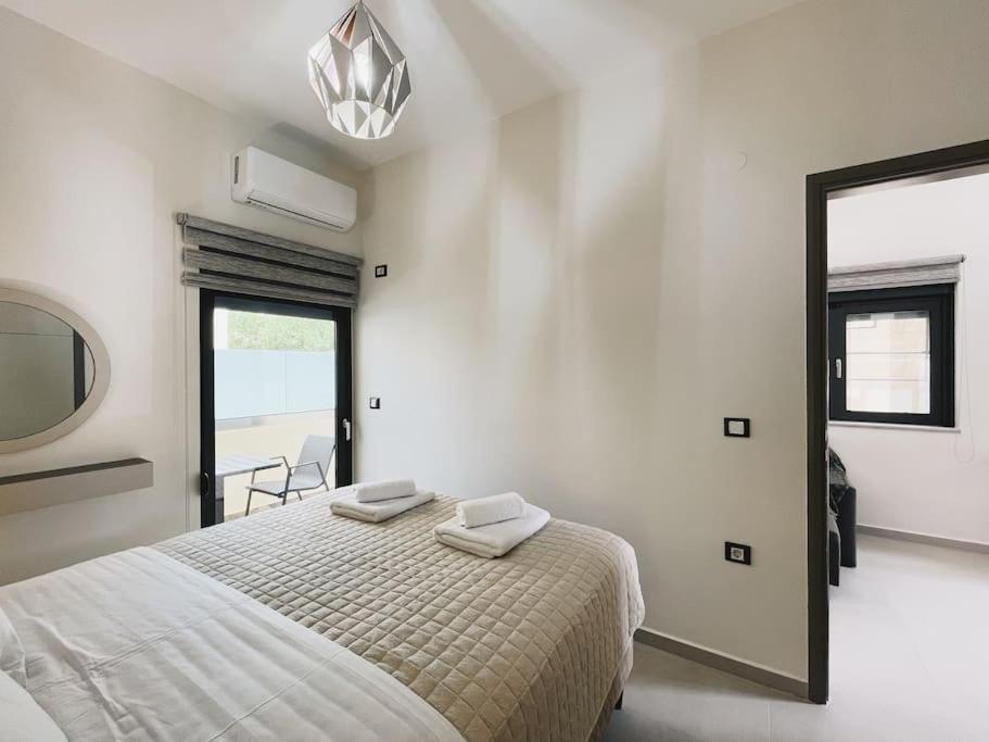 Comfy Corner Luxury Apartment Chania  Екстер'єр фото